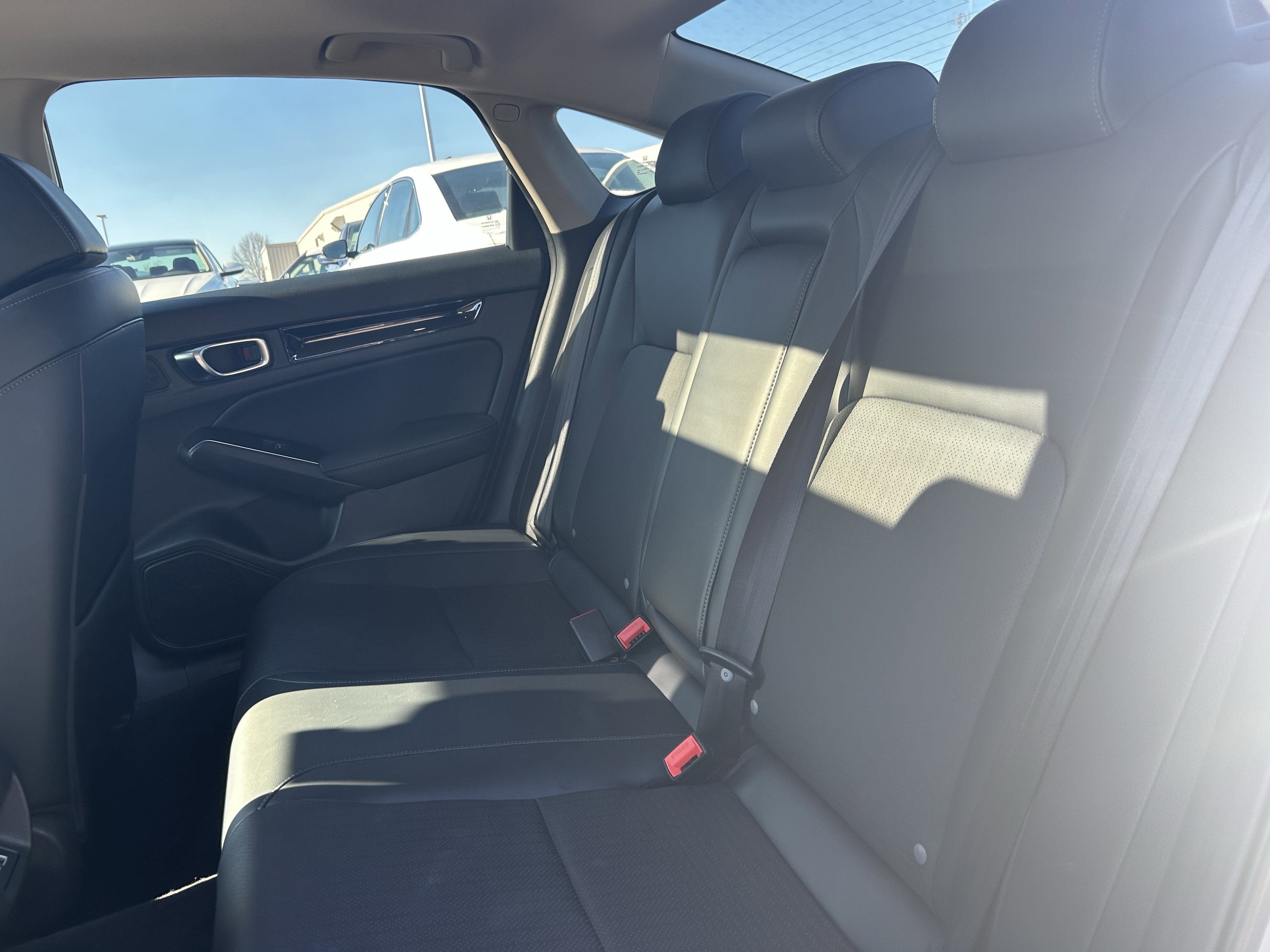 Used 2022 Honda Civic Touring image 23