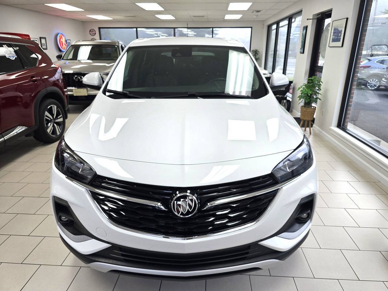 Used 2023 Buick Encore GX Preferred w/ Cold Weather Comfort Package AWD/4WD image 2