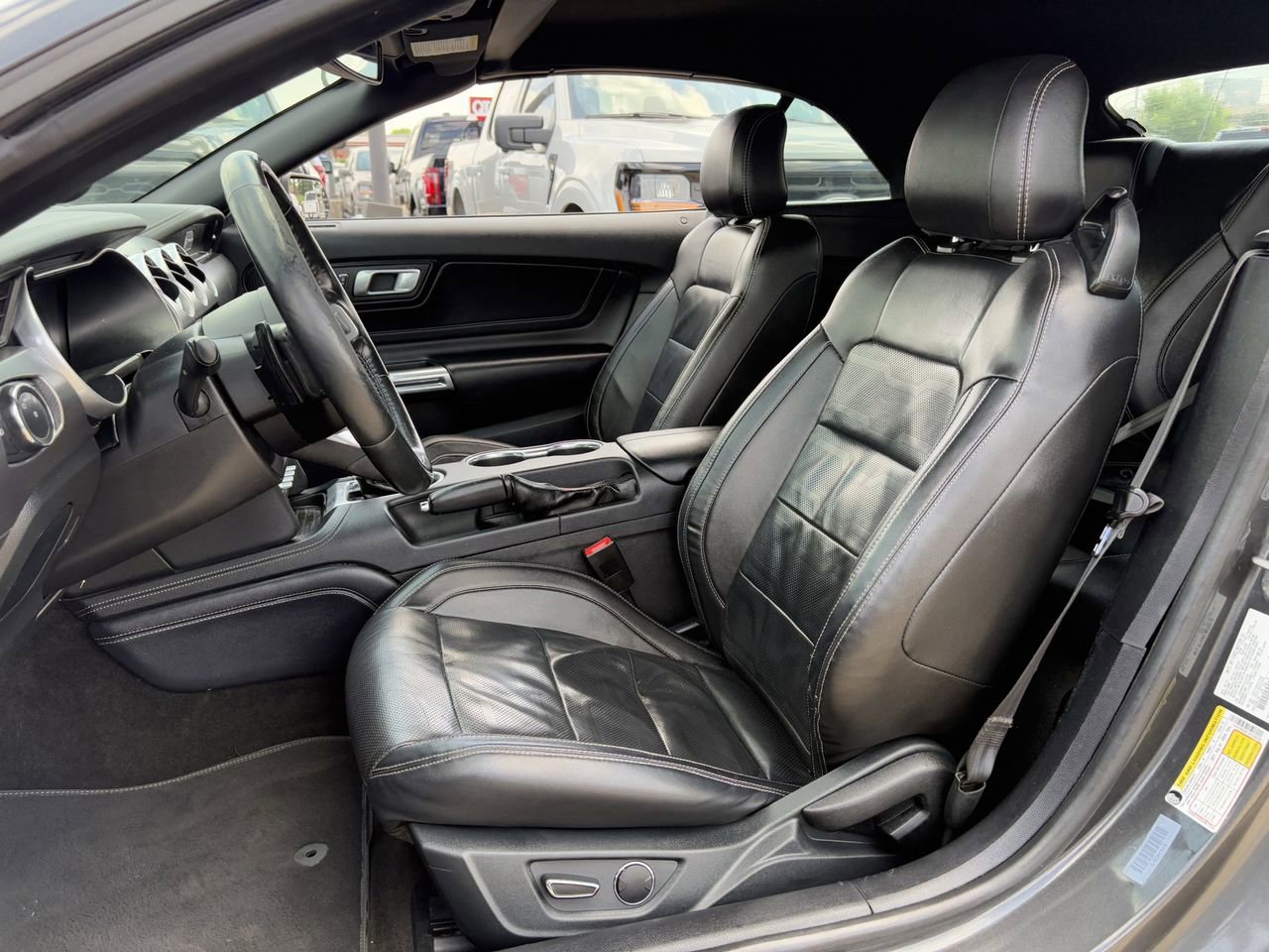 Used 2018 Ford Mustang Premium w/ Equipment Group 201A RWD image 25