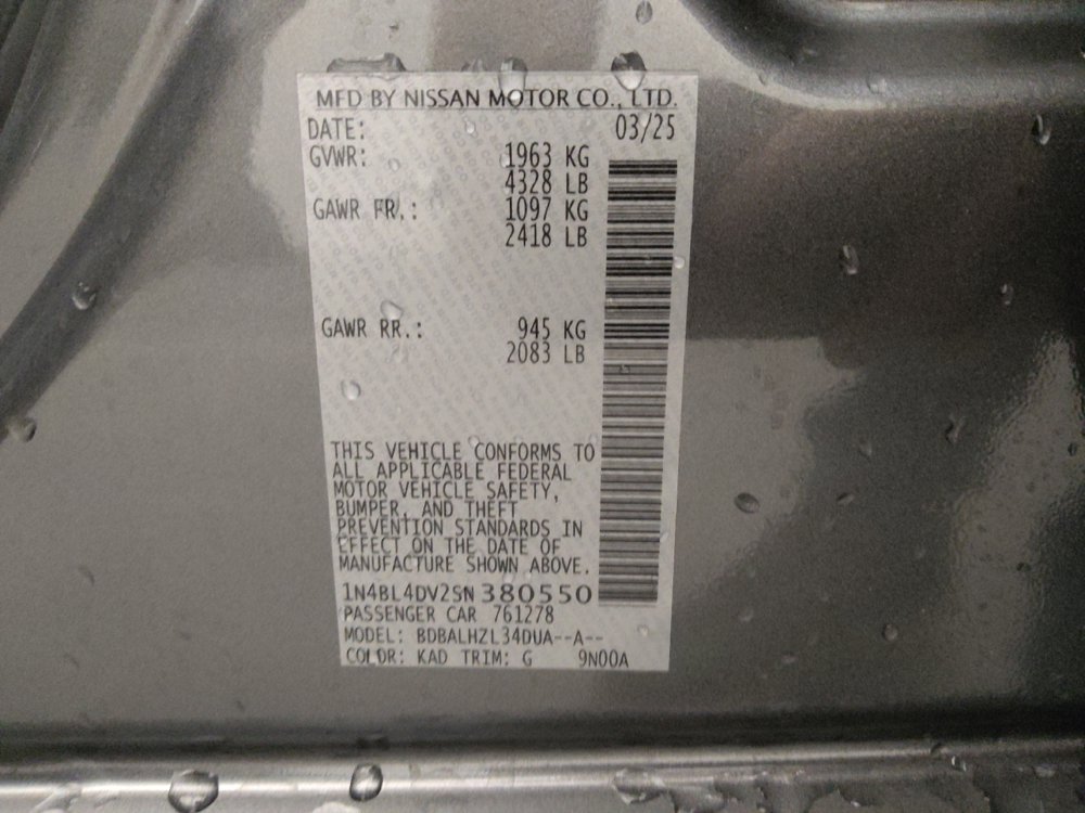 Used 2025 Nissan Altima 2.5 SV FWD image 33