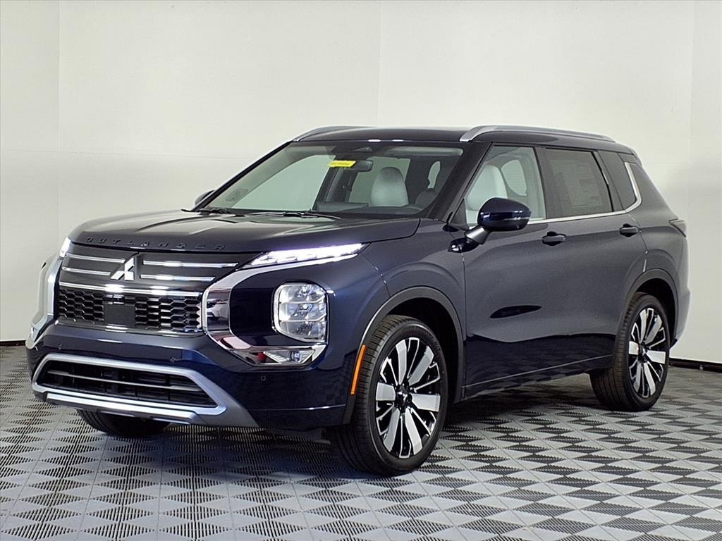 New 2025 Mitsubishi Outlander SEL image 3