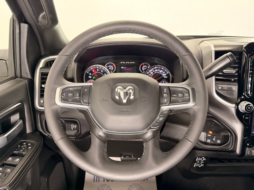 Used 2025 RAM 2500 Big Horn AWD/4WD image 15