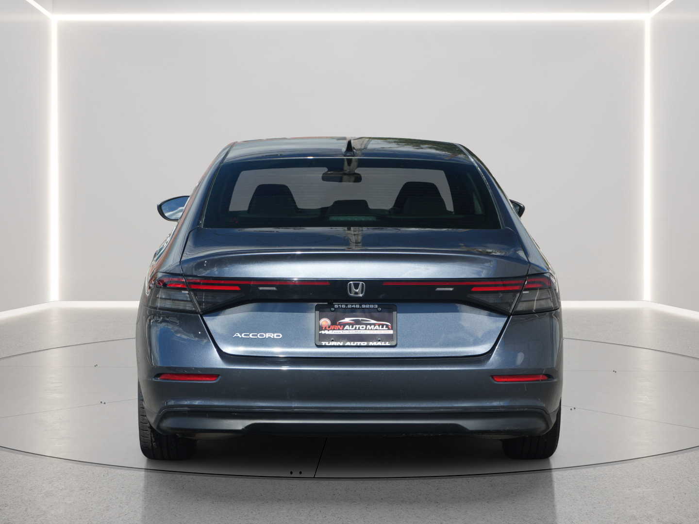 Used 2025 Honda Accord SE image 4