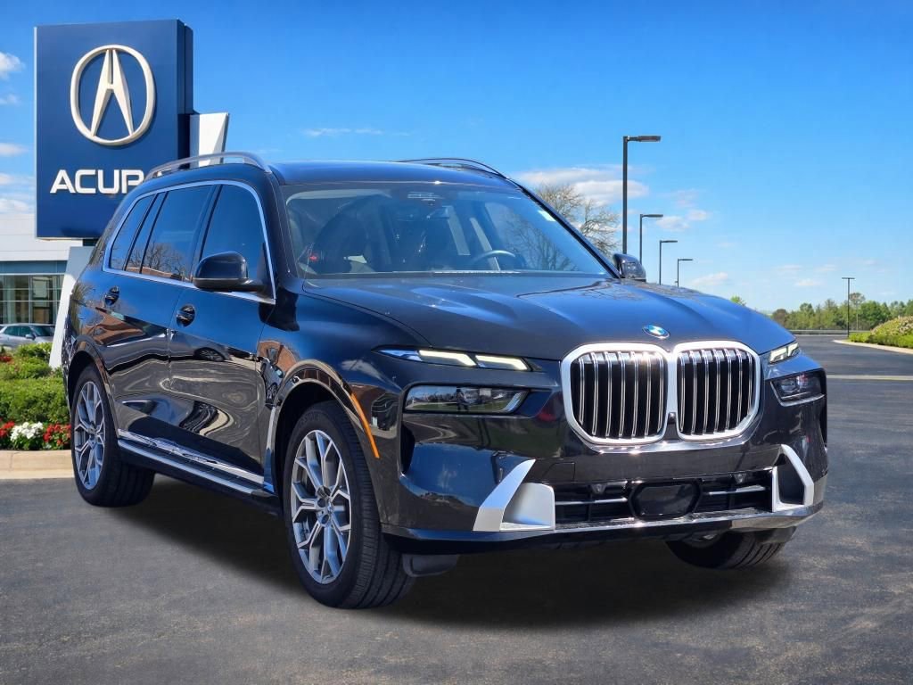 Used 2023 BMW X7 xDrive40i image 7
