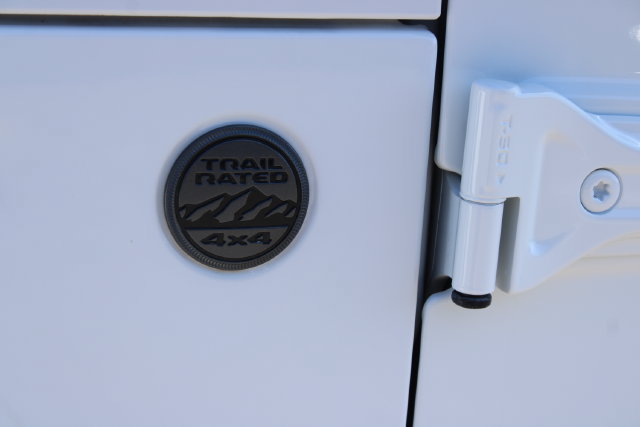 Used 2022 Jeep Gladiator Sport AWD/4WD image 11