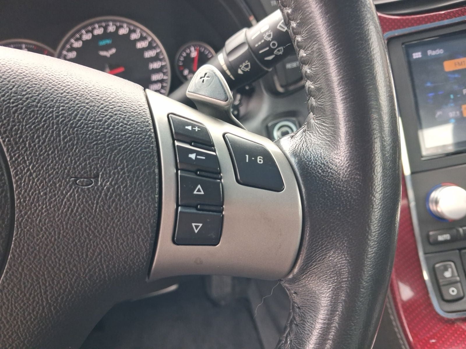 Used 2009 Chevrolet Corvette Coupe w/ Preferred Equipment Group RWD image 17
