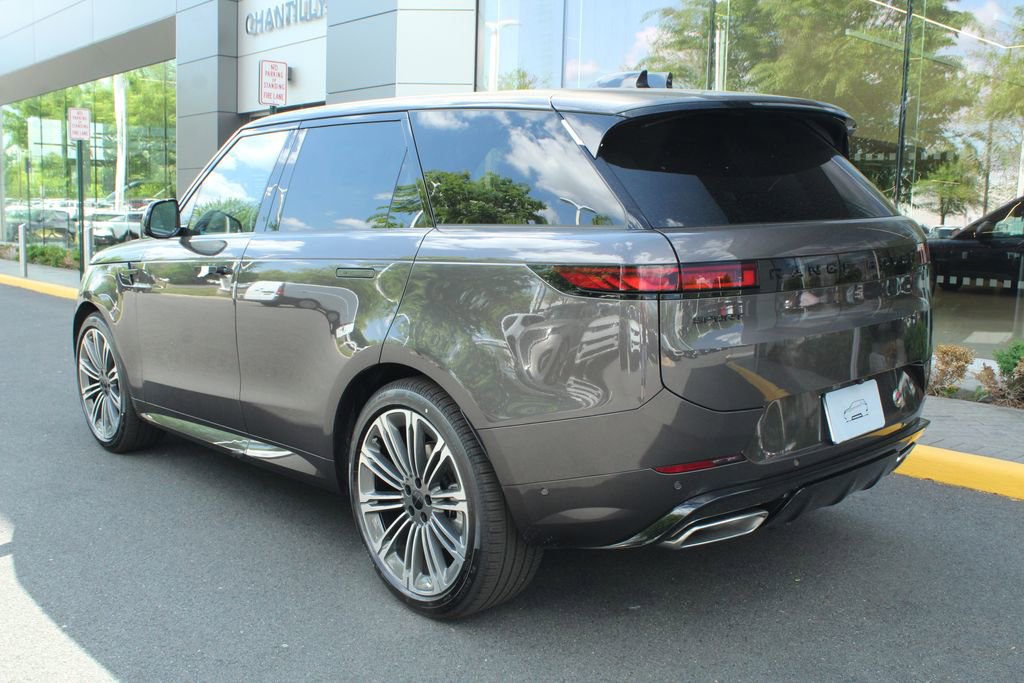 New 2026 Land Rover Range Rover Sport Dynamic SE image 10
