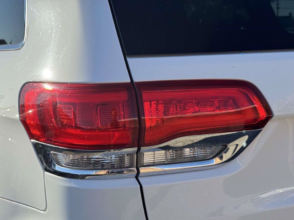 Used 2019 Jeep Grand Cherokee Limited w/ Luxury Group II AWD/4WD image 10