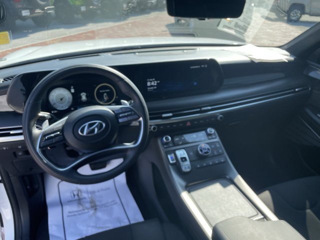 Used 2025 Hyundai Palisade Calligraphy AWD/4WD image 19