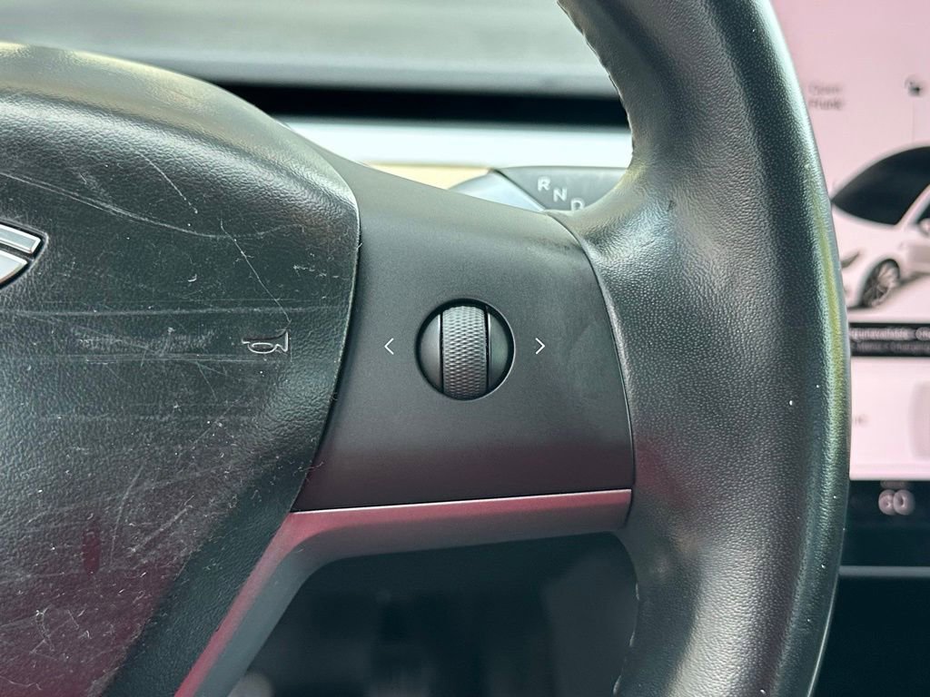 Used 2018 Tesla Model 3 Mid Range image 42