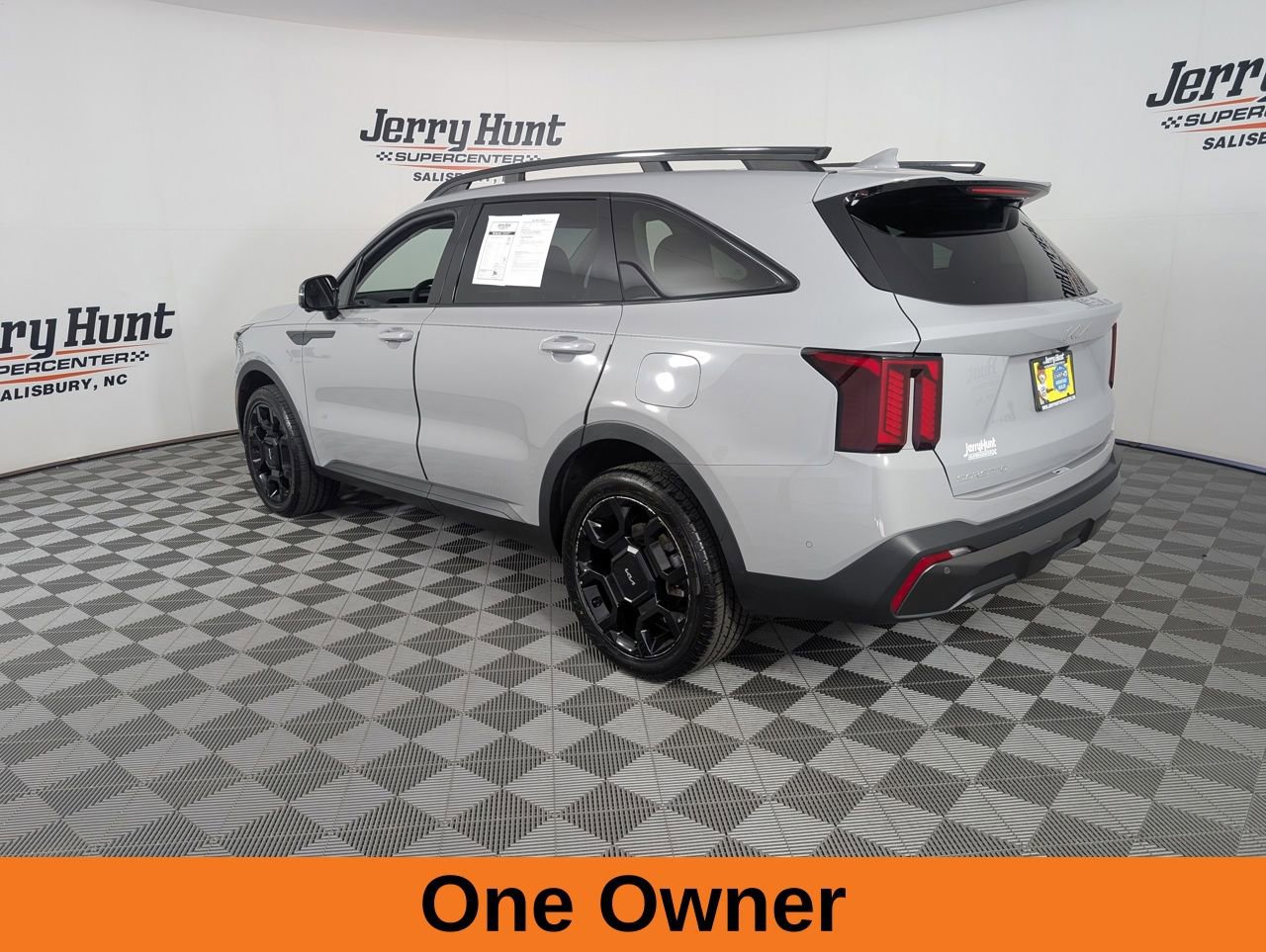 Used 2024 Kia Sorento SX AWD/4WD image 5