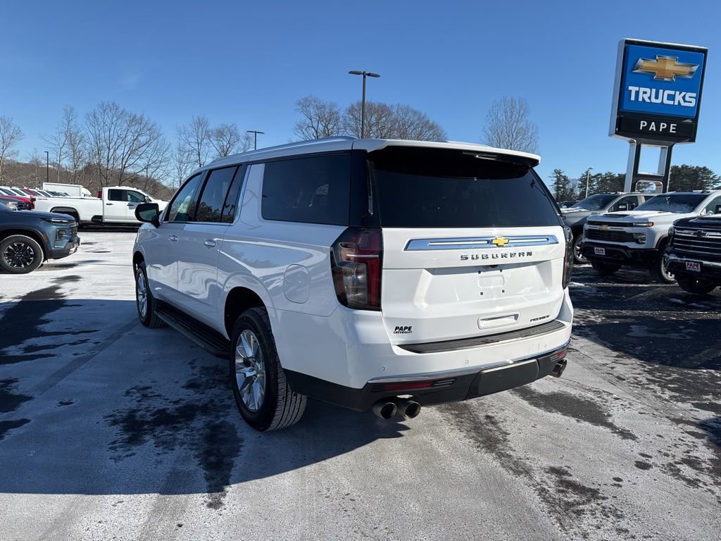 Used 2024 Chevrolet Suburban Premier image 7