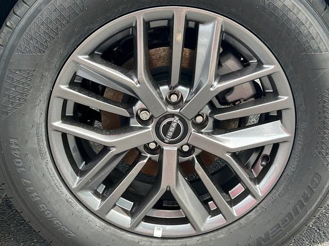 New 2025 Nissan Rogue S image 25