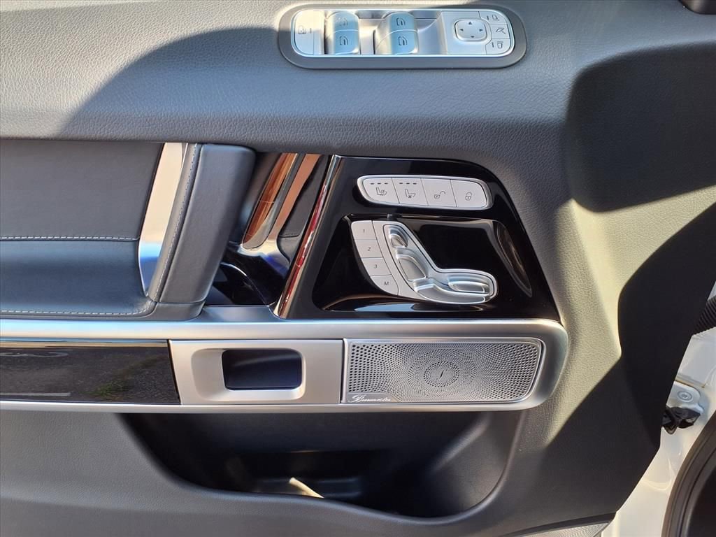 Used 2025 Mercedes-Benz G 550 image 18