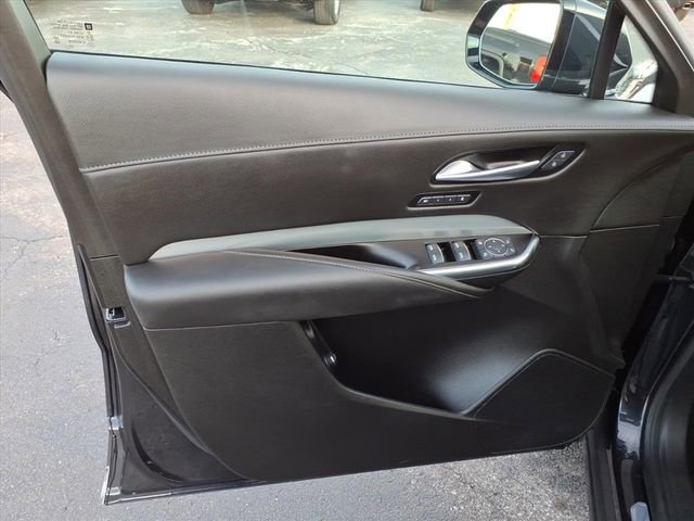 Used 2023 Cadillac XT4 Premium Luxury w/ Cold Weather Package image 26