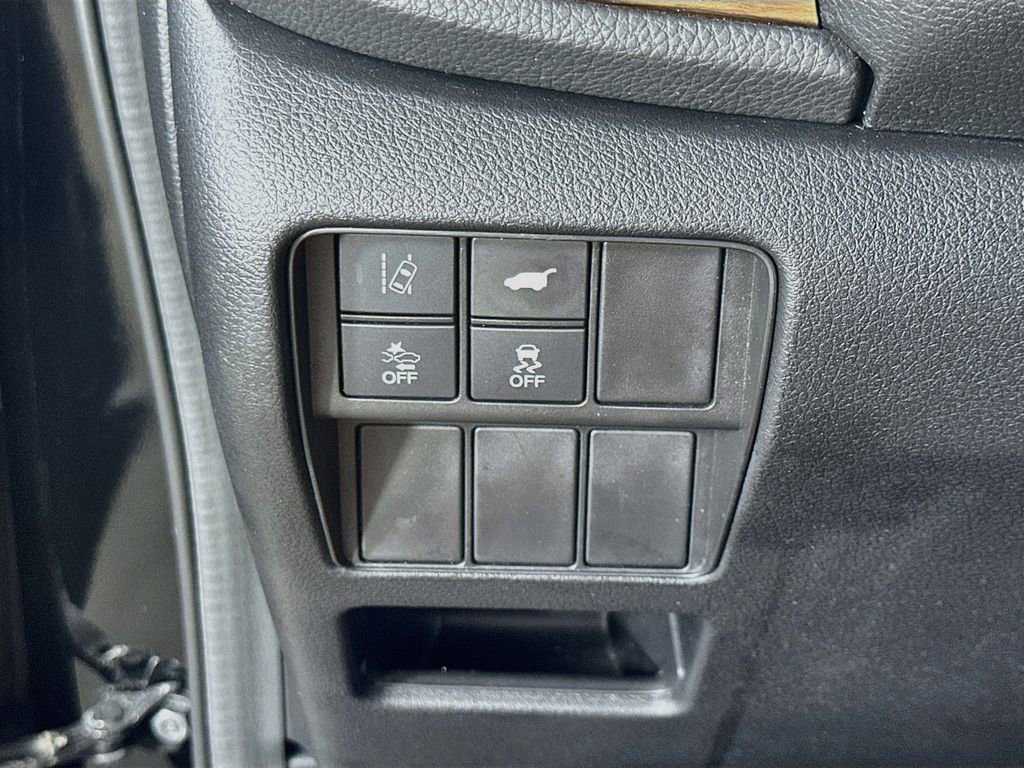 Used 2020 Honda CR-V Touring image 22