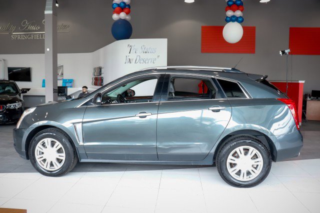Used 2013 Cadillac SRX Luxury image 3