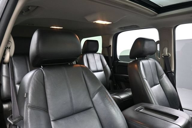 Used 2014 Chevrolet Tahoe LT w/ All-Star Edition AWD/4WD image 32