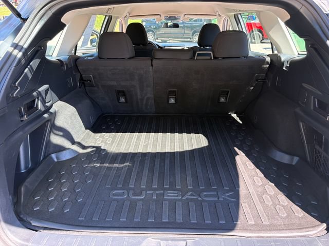 Used 2021 Subaru Outback AWD/4WD image 23