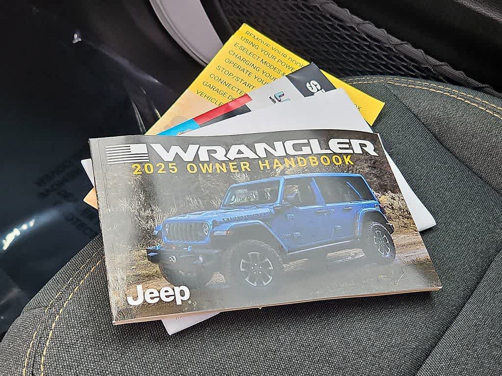 Used 2025 Jeep Wrangler Unlimited Sport AWD/4WD image 25