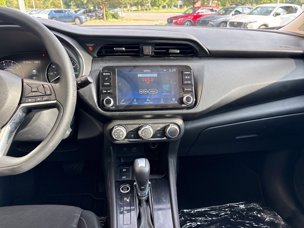 Used 2024 Nissan Kicks SV w/ Exterior Package FWD image 29