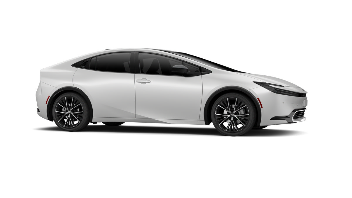 New 2027 Toyota Prius FWD image 13