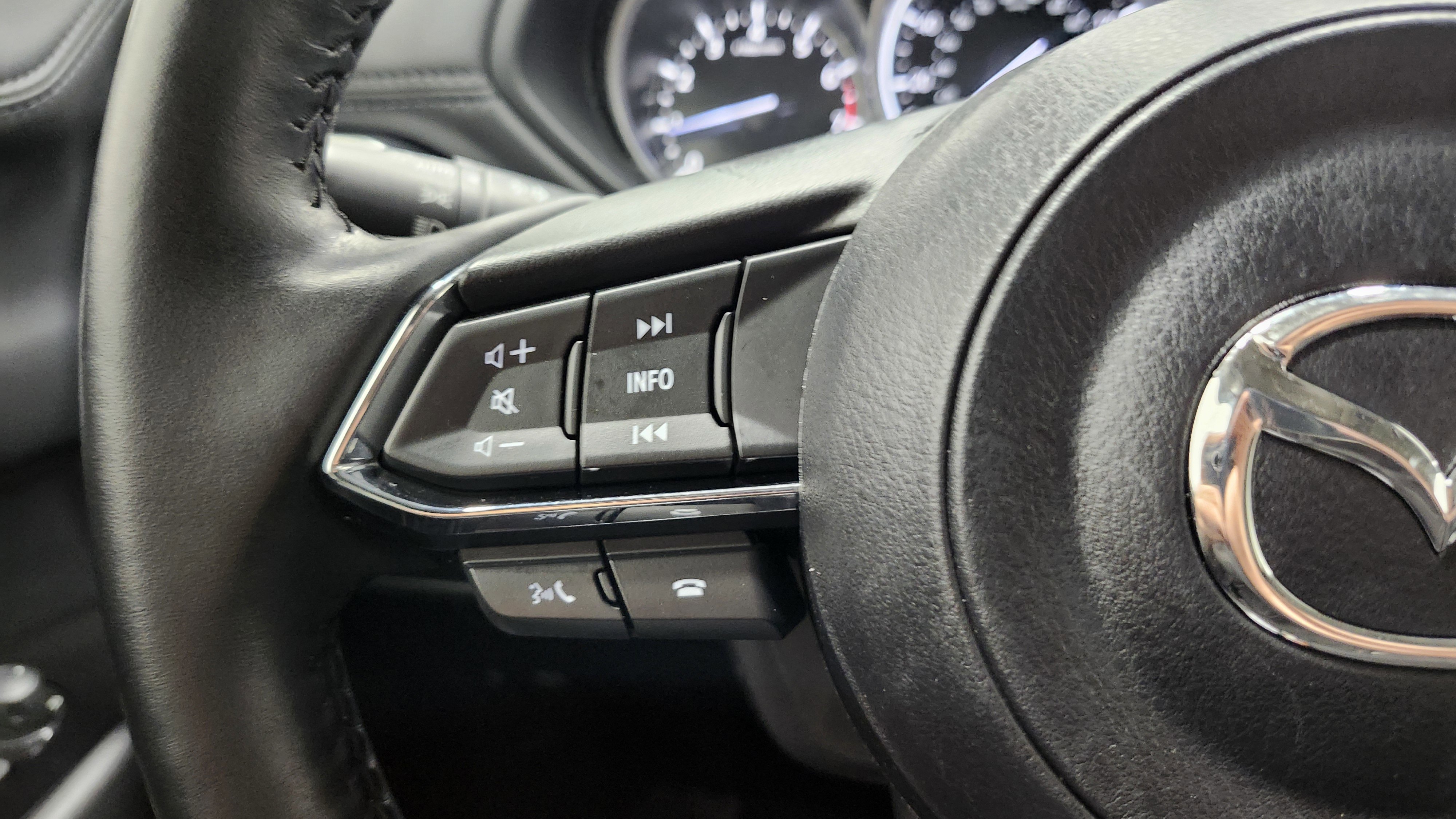 Used 2024 MAZDA CX-5 AWD 2.5 S w/ Select Package image 37