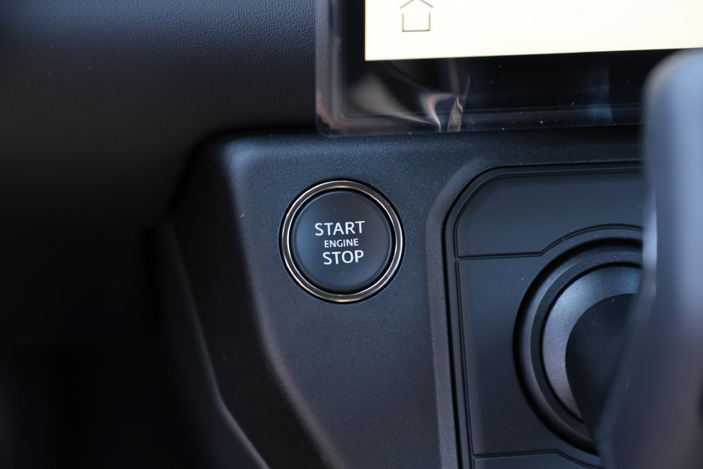 New 2026 Land Rover Defender 110 X-Dynamic SE AWD/4WD image 21