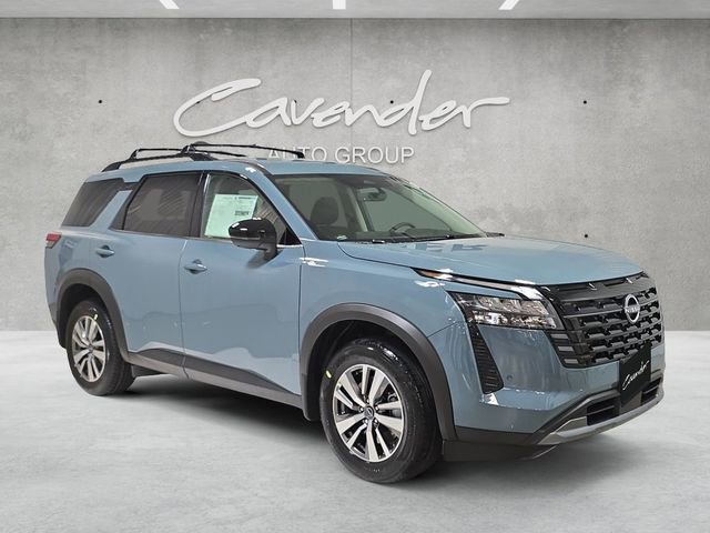 New 2026 Nissan Pathfinder SL image 2