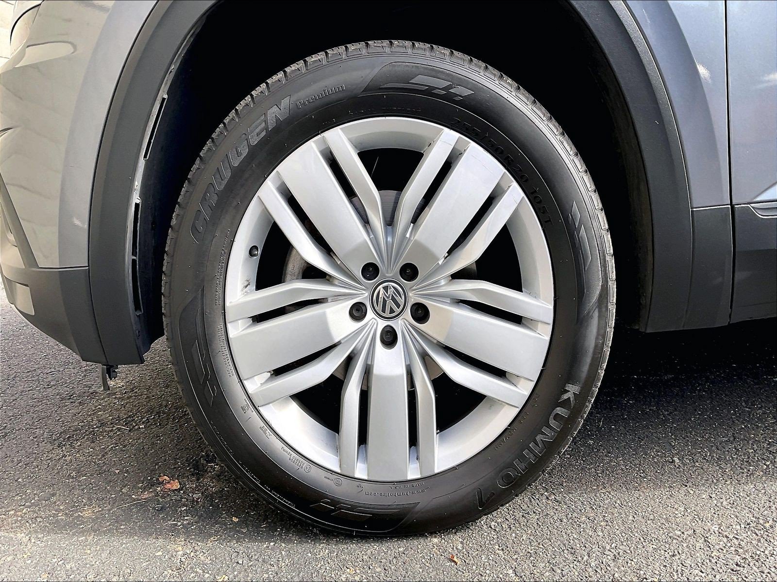 Used 2019 Volkswagen Atlas SE w/ Panoramic Sunroof Package AWD/4WD image 8