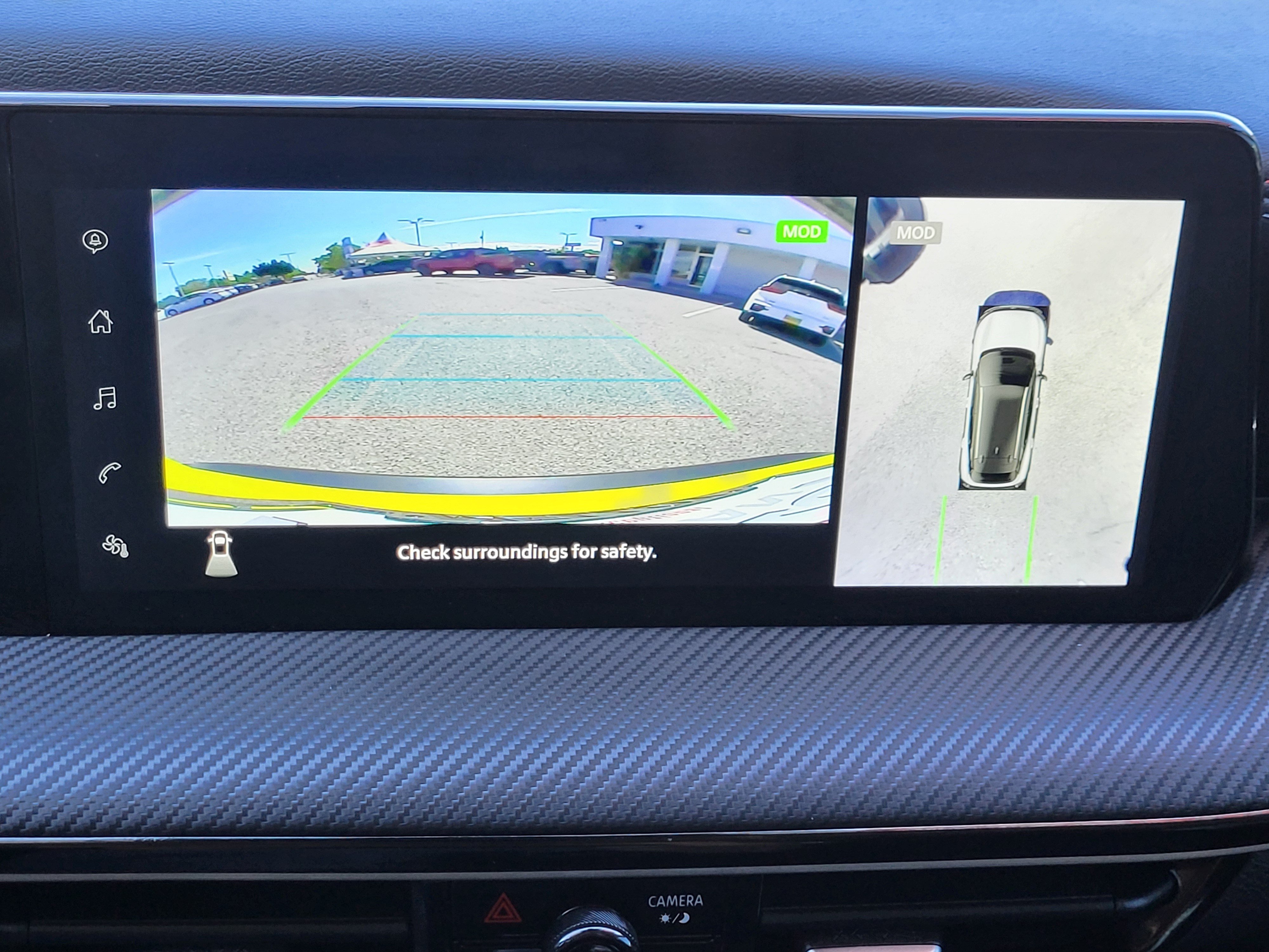 Certified 2025 Nissan Kicks SR w/ SR Premium Package AWD/4WD image 18