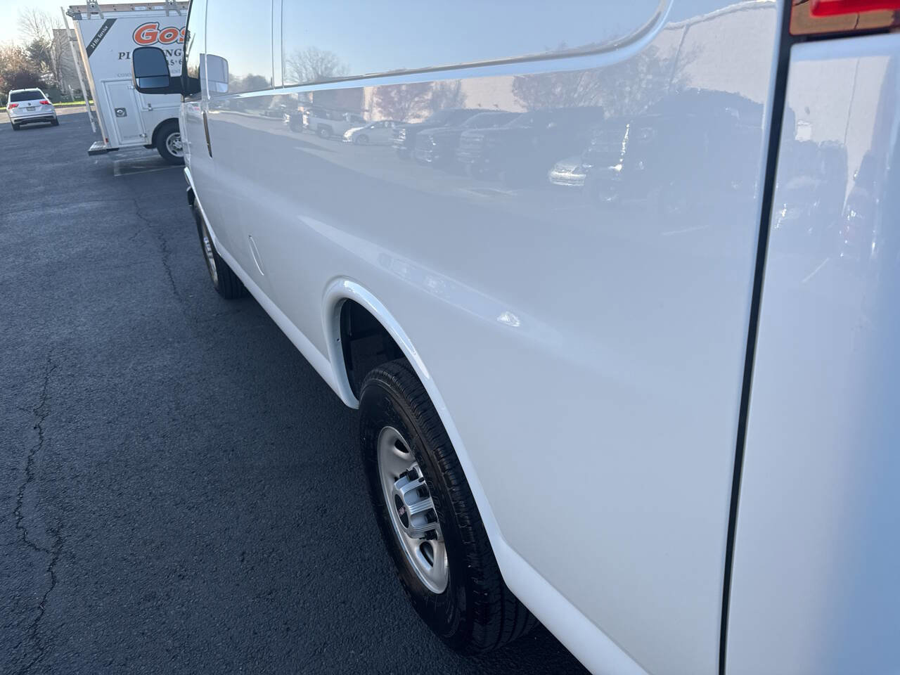 Used 2024 GMC Savana 2500 w/ Driver Convenience Package image 24
