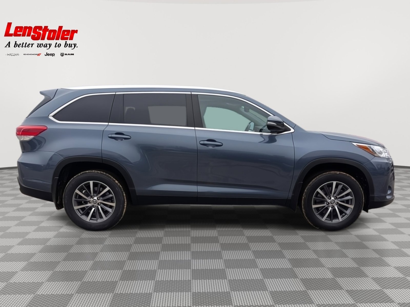 Used 2019 Toyota Highlander XLE image 6