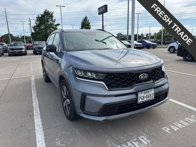 Used 2021 Kia Sorento S FWD image 3
