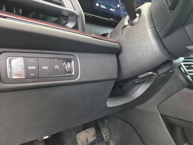 Used 2025 Chevrolet Traverse Z71 w/ Driver Confidence Package AWD/4WD image 16