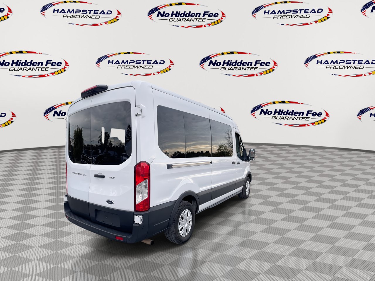 Used 2025 Ford Transit 350 XLT RWD image 9