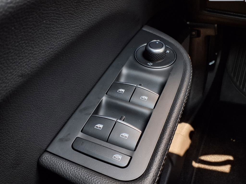 New 2025 Alfa Romeo Giulia image 12