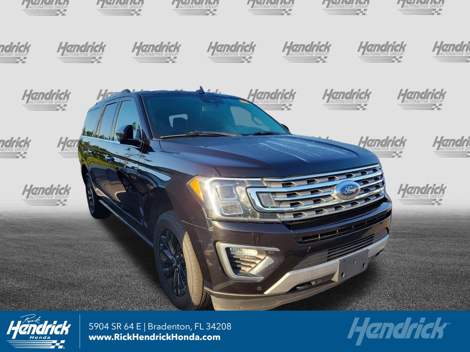 Used 2019 Ford Expedition Max Limited w/ Driver Assistance Package AWD/4WD image 1