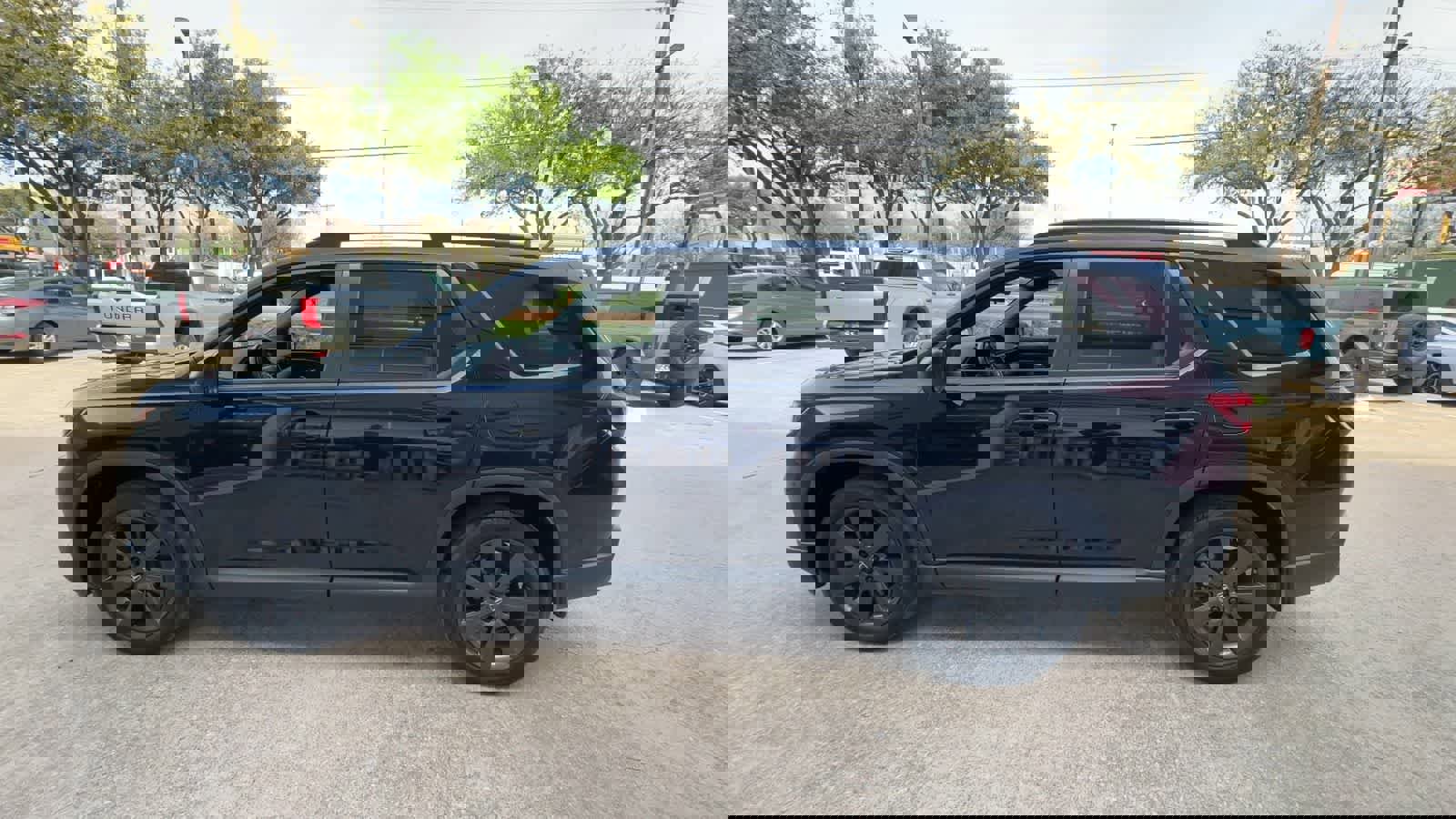 Used 2023 Honda Pilot Sport image 5