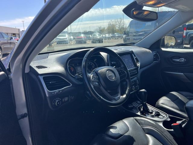 Used 2019 Jeep Cherokee Limited AWD/4WD image 10