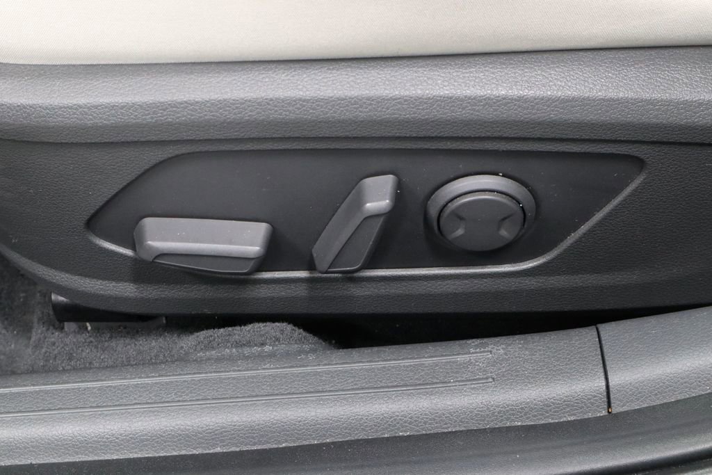 Certified 2024 Hyundai Sonata SEL w/ Convenience Package image 23
