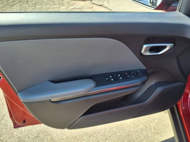 Used 2025 Kia K4 FWD image 12