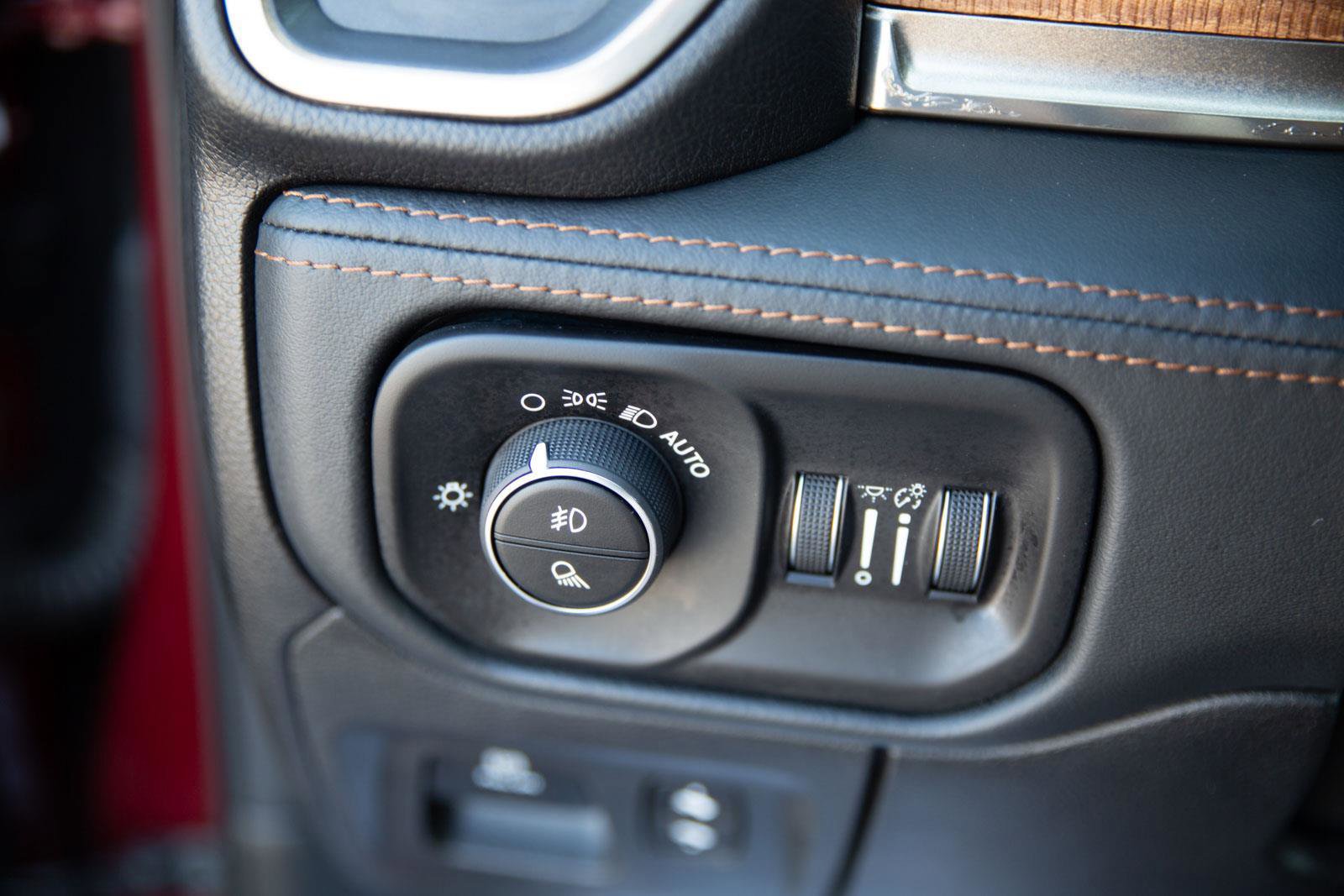 Used 2019 RAM 1500 Limited w/ Trailer Tow Group image 19