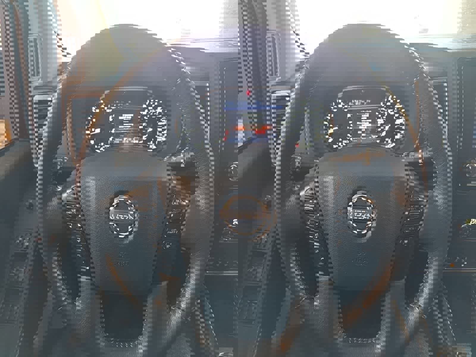 Used 2023 Nissan Frontier SV w/ SV Convenience Package image 24