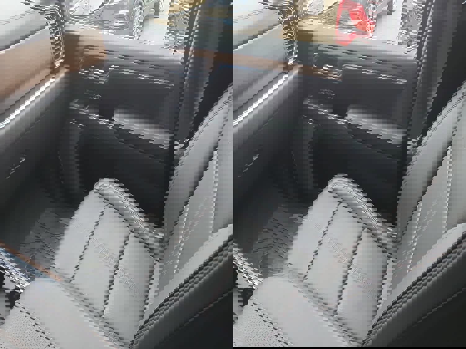 Used 2024 Chevrolet Silverado 1500 High Country w/ High Country Premium Package image 16