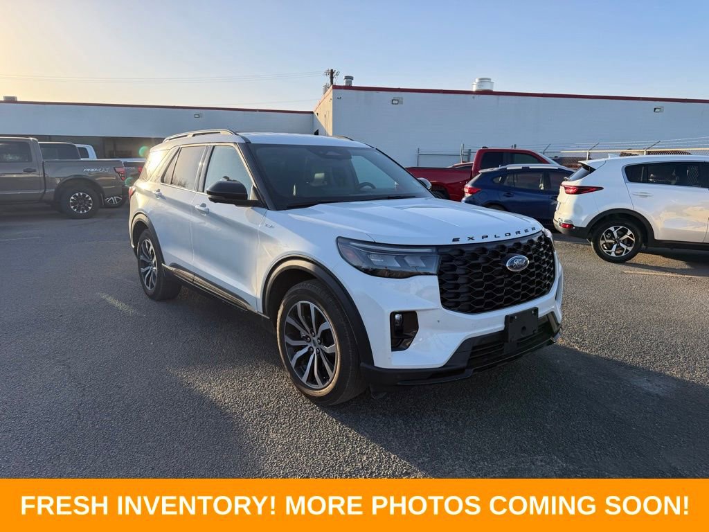 Used 2025 Ford Explorer ST-Line