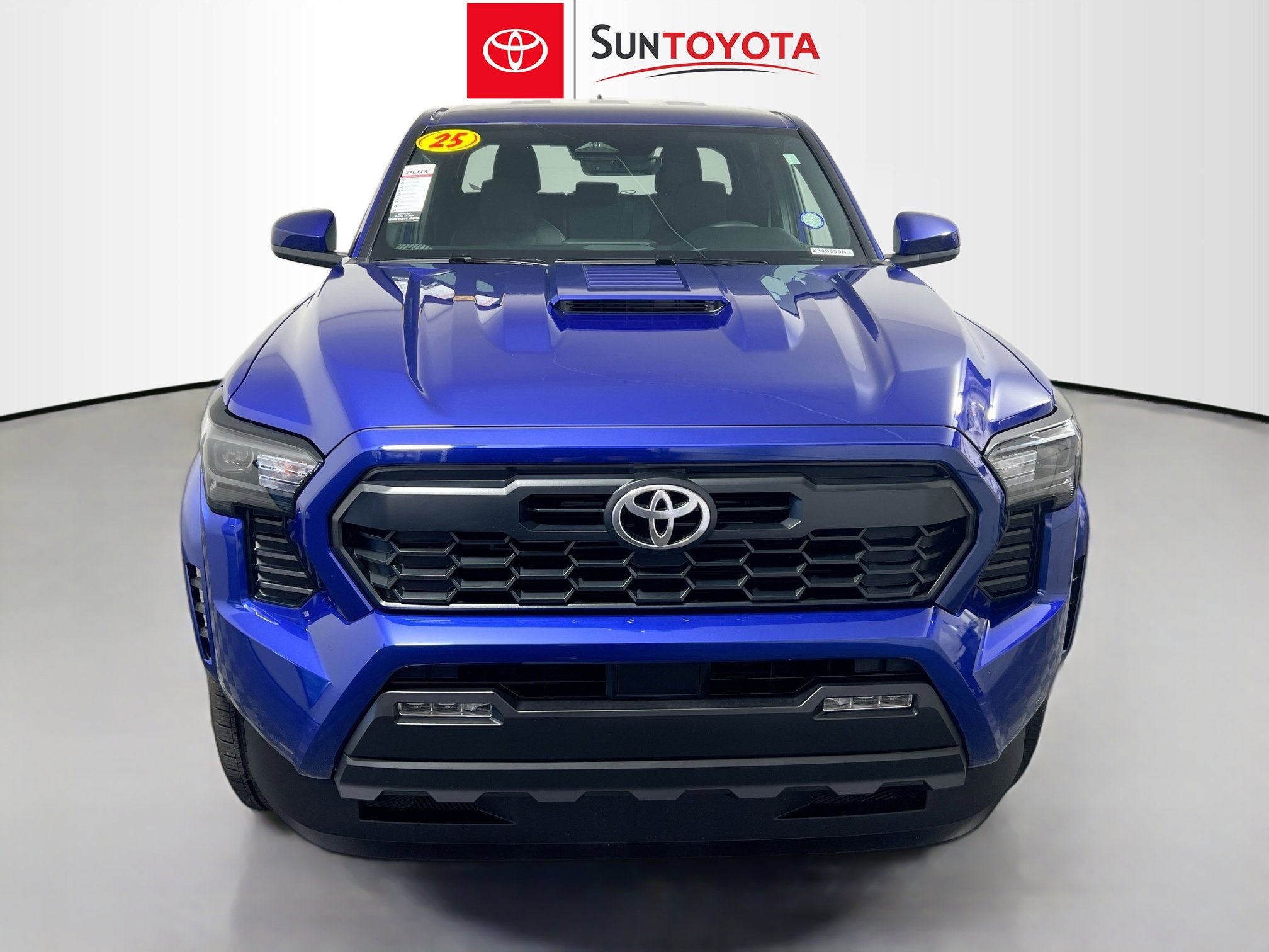 Used 2025 Toyota Tacoma TRD Sport image 10