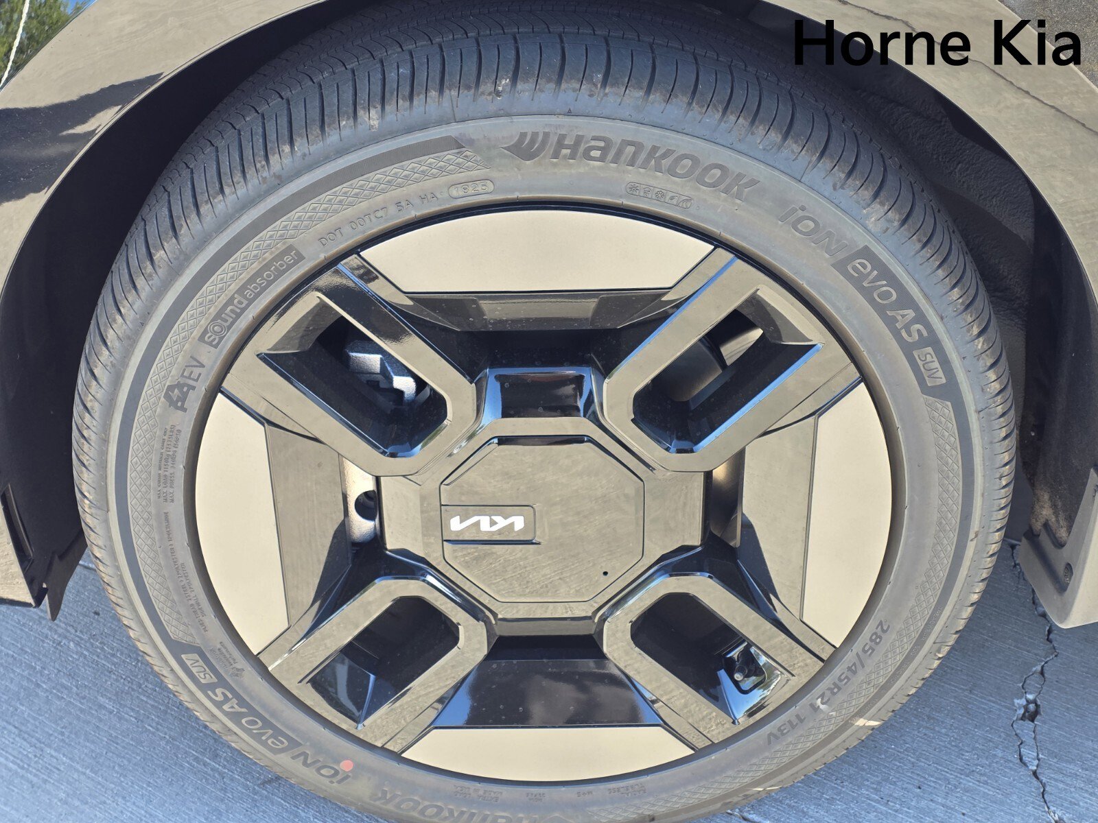 New 2026 Kia EV9 GT-Line image 8