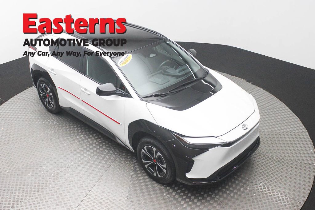 Used 2023 Toyota bZ4X XLE w/ Weather Package image 3