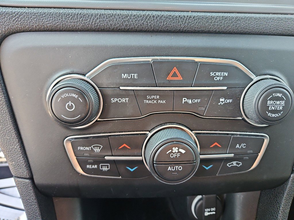 Used 2023 Dodge Charger R/T w/ Blacktop Package image 14